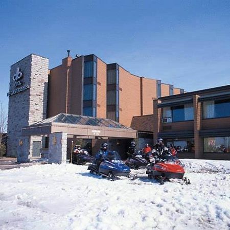 Hotels Gouverneur Rimouski Exteriör bild